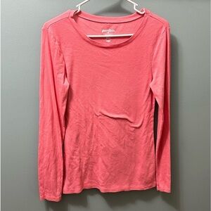 Old Navy Long Sleeve TShirt “perfect” crew neck shirt medium pink